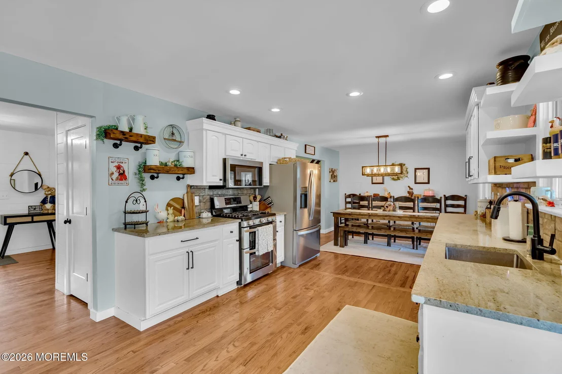 Photo of 4 Oak Leaf Lane