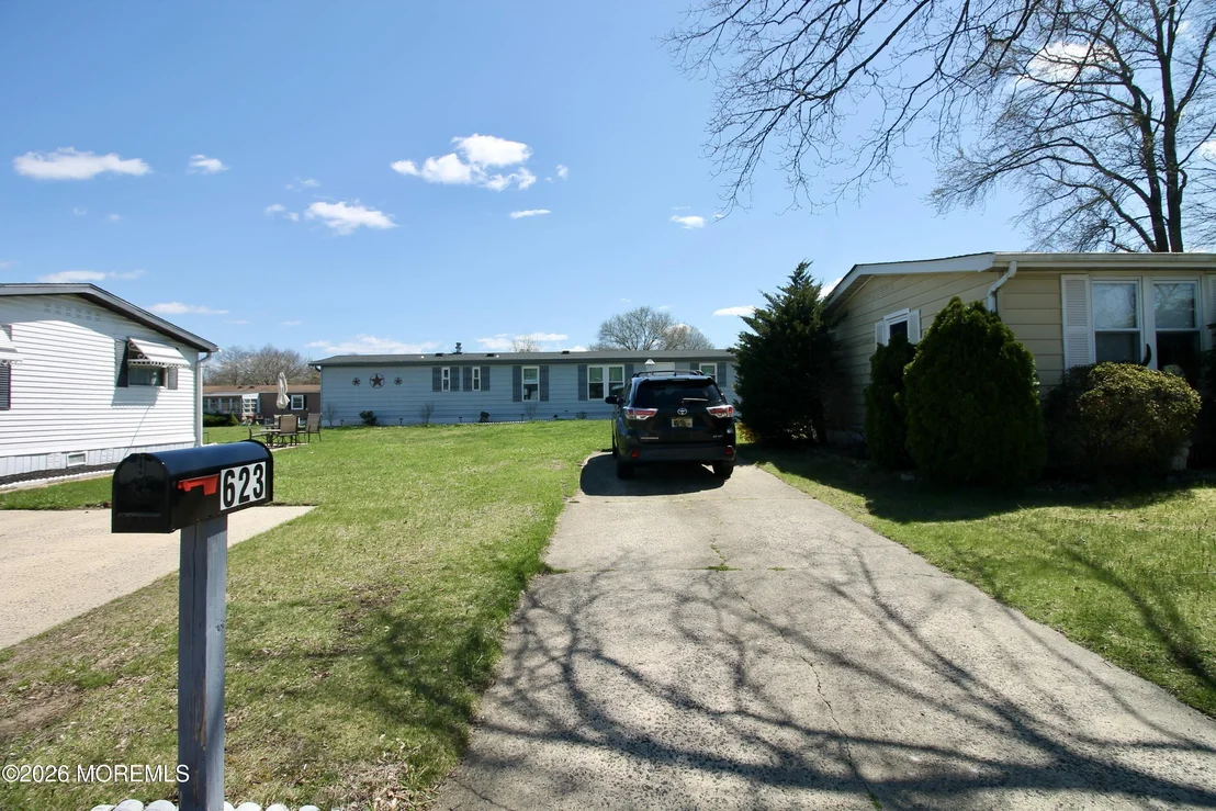 Photo of 623 Sara Drive