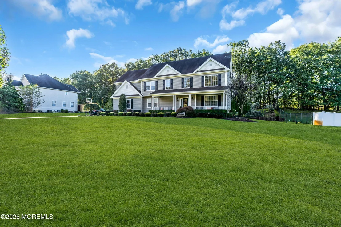 Photo of 15 Greenwich Drive