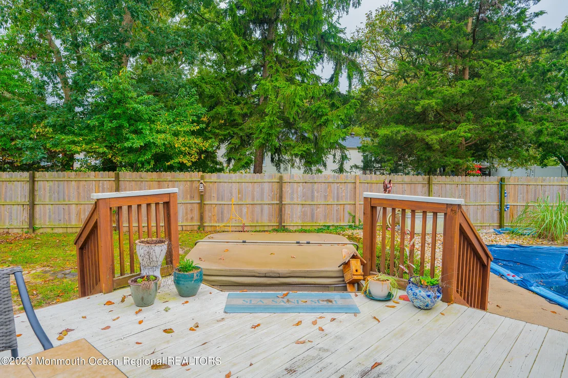 Photo of 1147 Overlook Drive