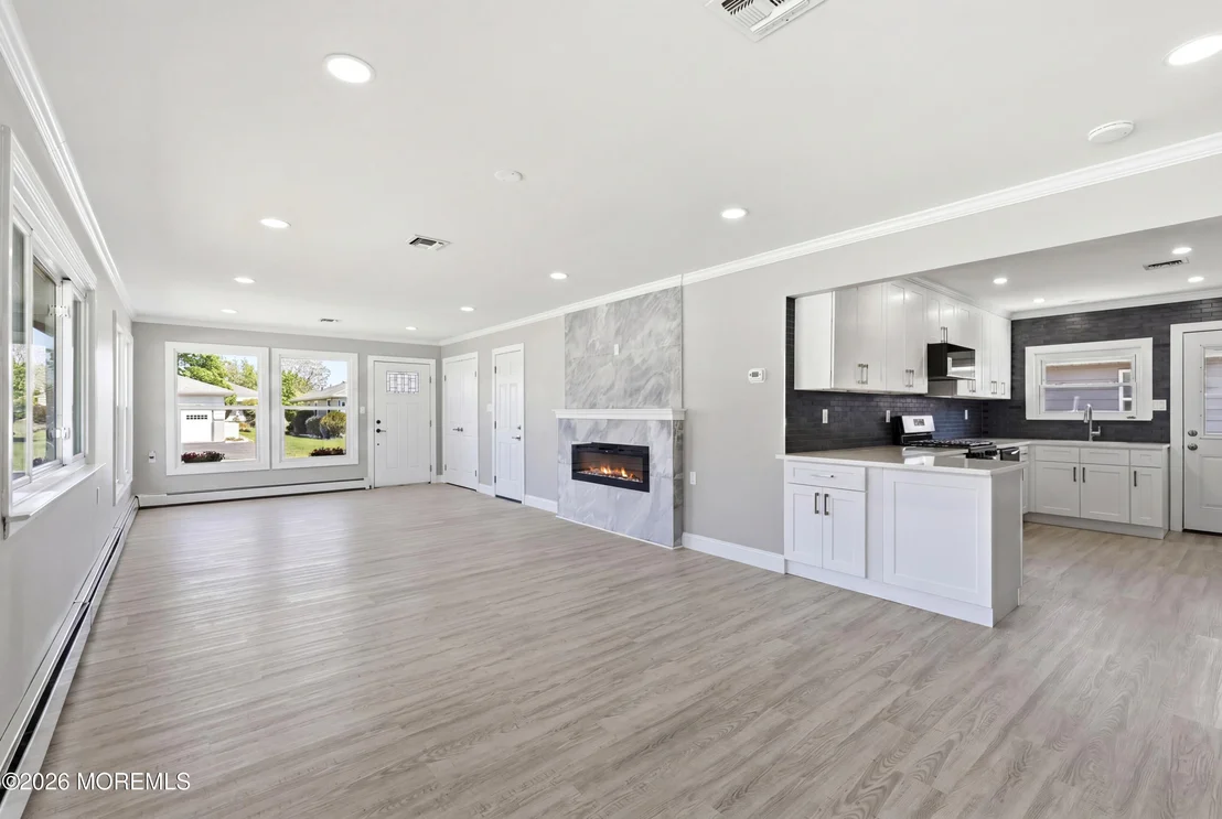 Photo of 429 Saint Thomas Drive