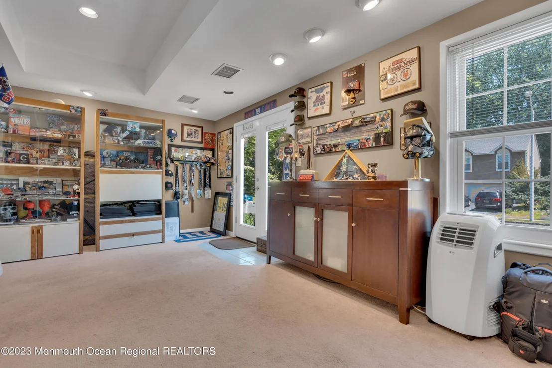 Photo of 7 Spruce Hollow Drive