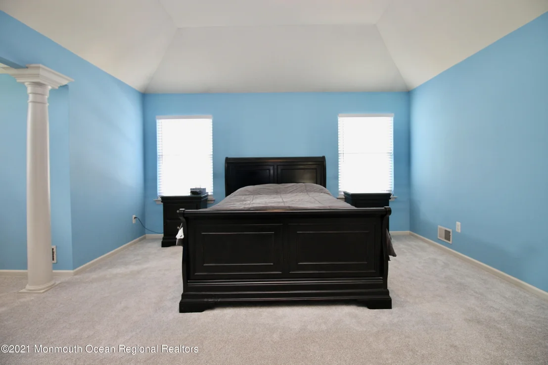 Photo of 20 Cedarview Avenue