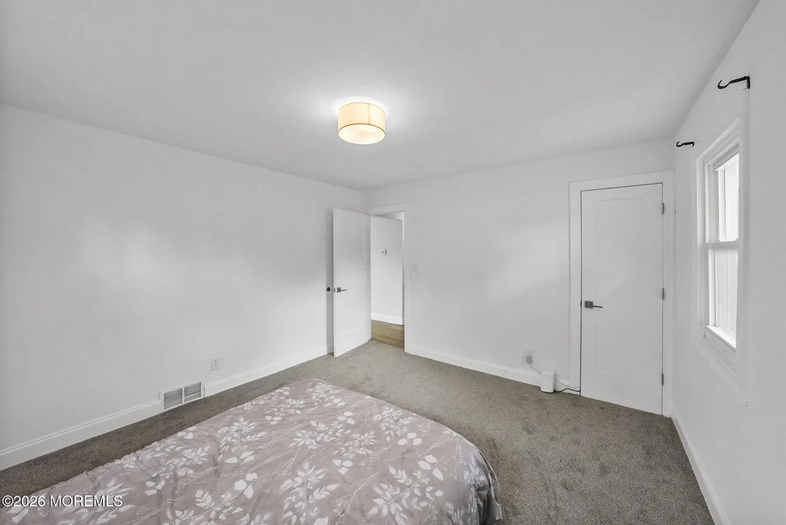 Photo of 105 Roosevelt Drive