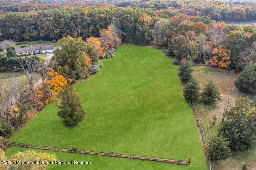 Photo of 195 Bennett Road