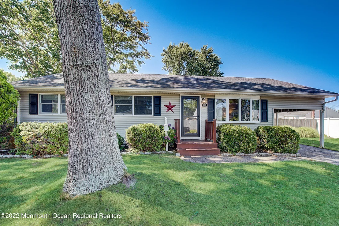 Photo of 202 Lorraine Place