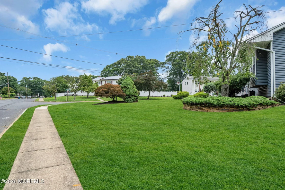 Photo of 1 Meadowbrook Drive