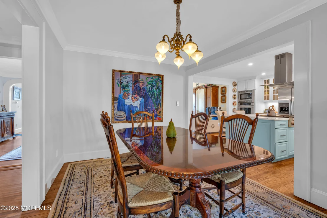 Photo of 2403 Riverside Terrace