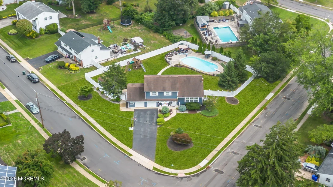Photo of 1 Meadowbrook Drive