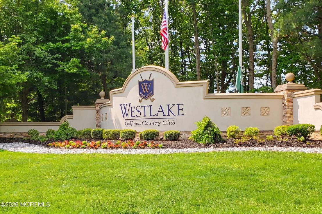 Photo of 64 Merion Lane