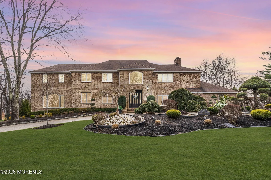Photo of 12 Meadowview Drive