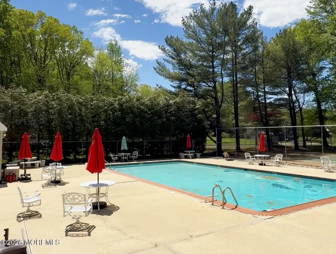 Photo of 137 Redpine Loop