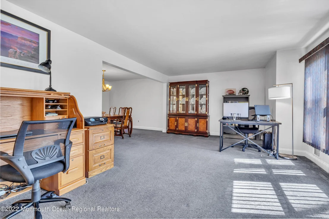 Photo of 7 Algonquin Drive