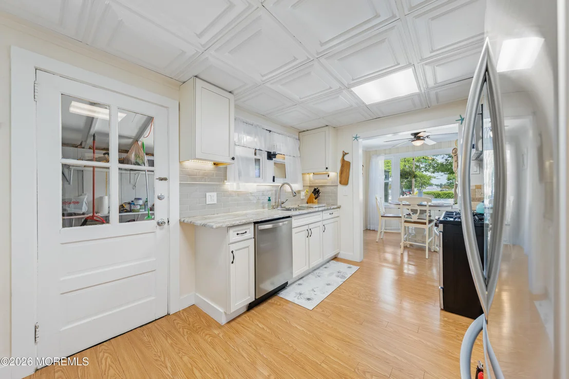 Photo of 1601 River Road