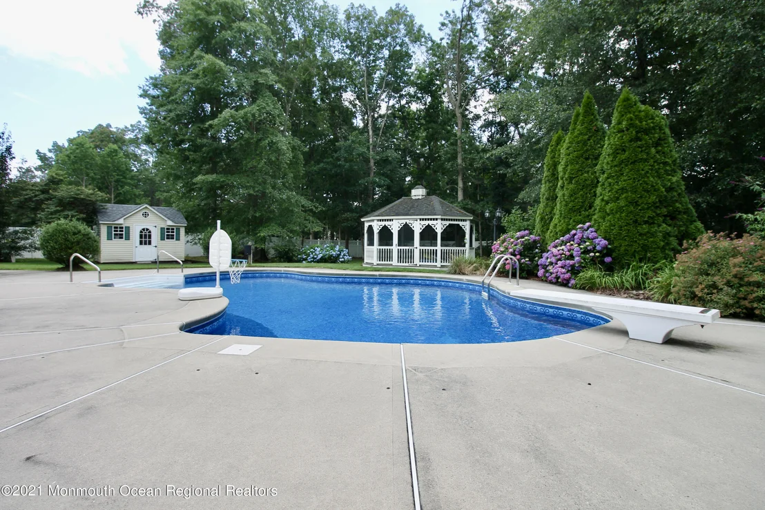 Photo of 20 Cedarview Avenue