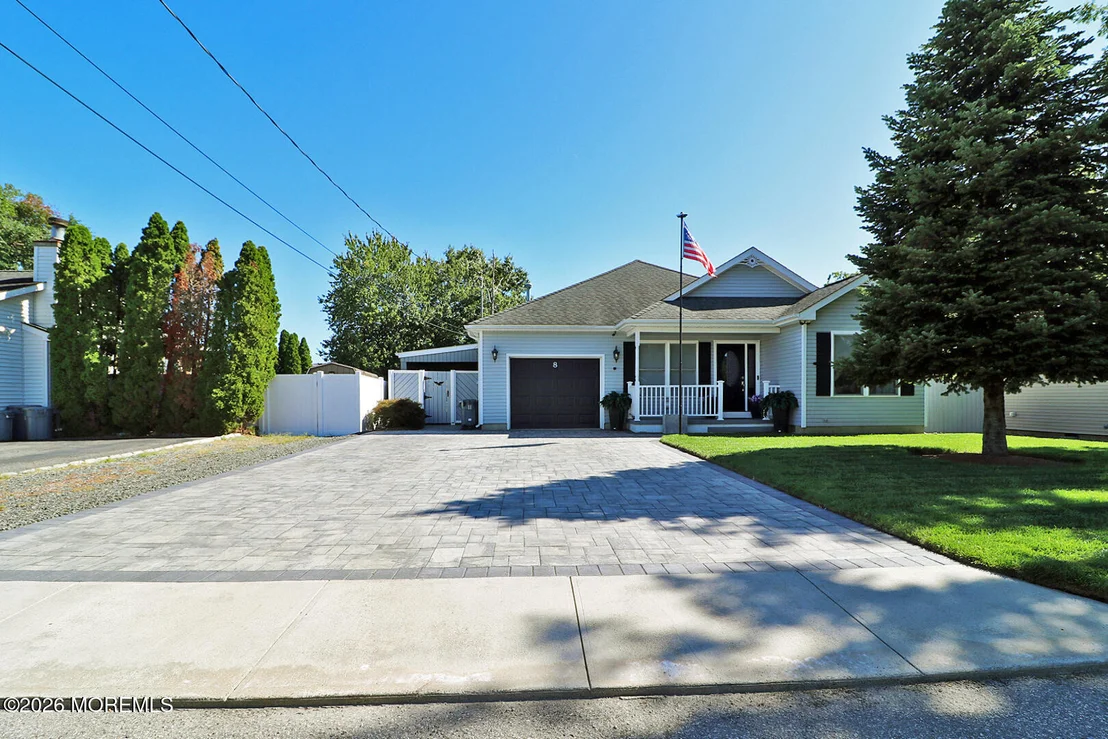 Photo of 8 Keelson Drive