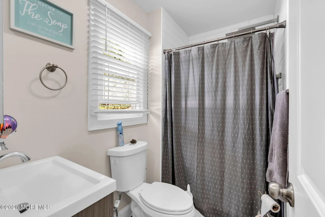 Photo of 390 Mamie Drive