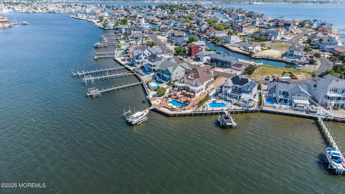Photo of 531 Bayview Drive