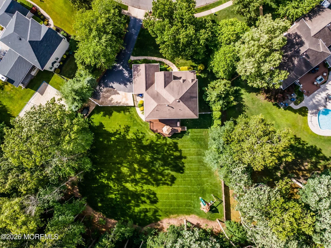 Photo of 2093 Overbrook Drive