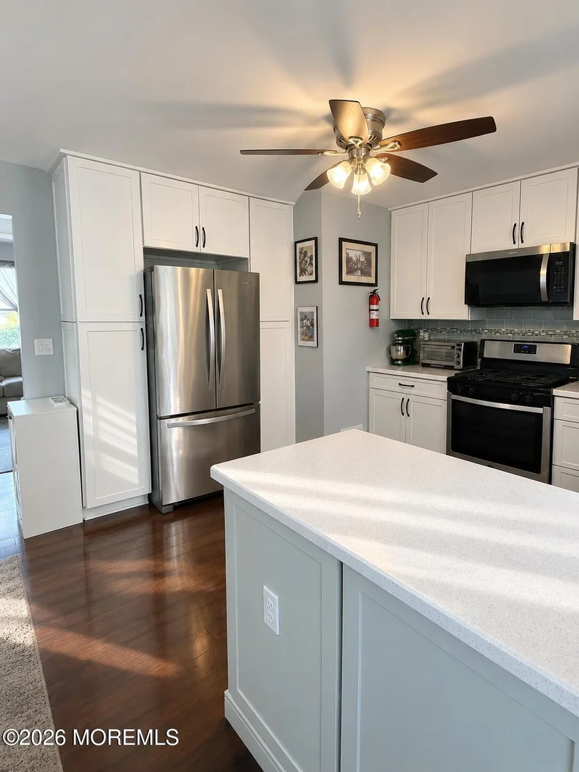Photo of 718 Conifer Drive
