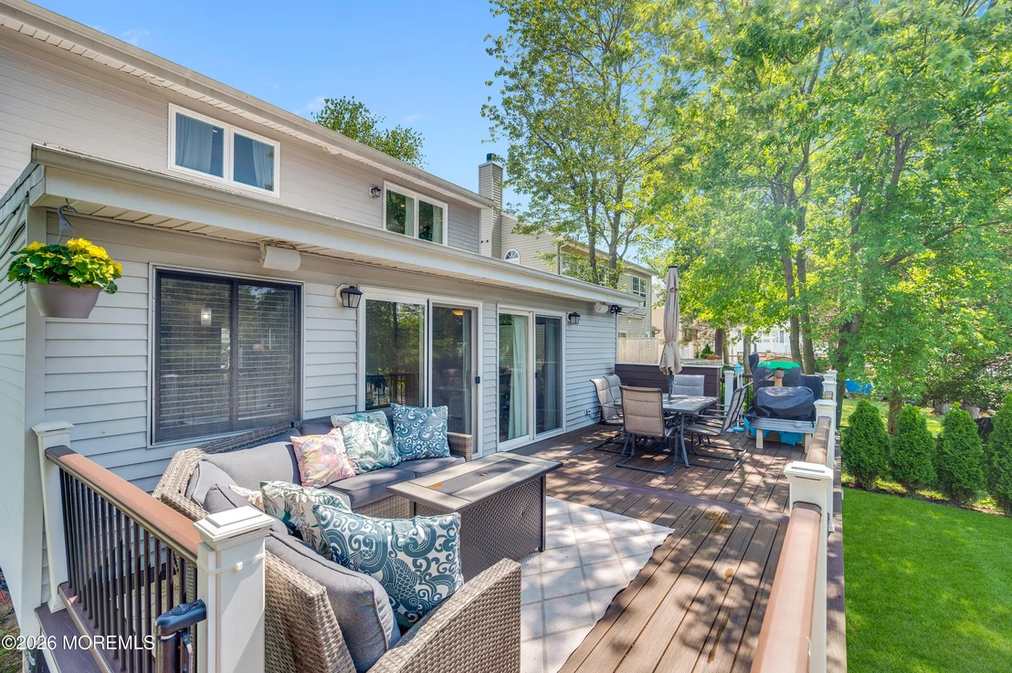 Photo of 741 Manor Drive