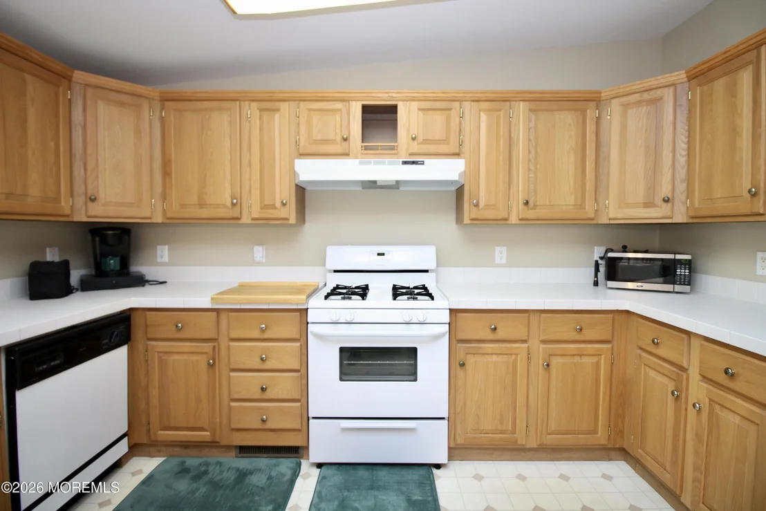 Photo of 92 Cardinal Way