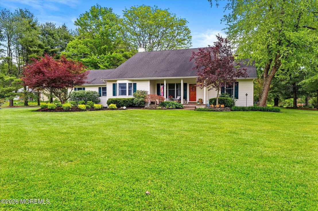 Photo of 134 Schoolhouse Road