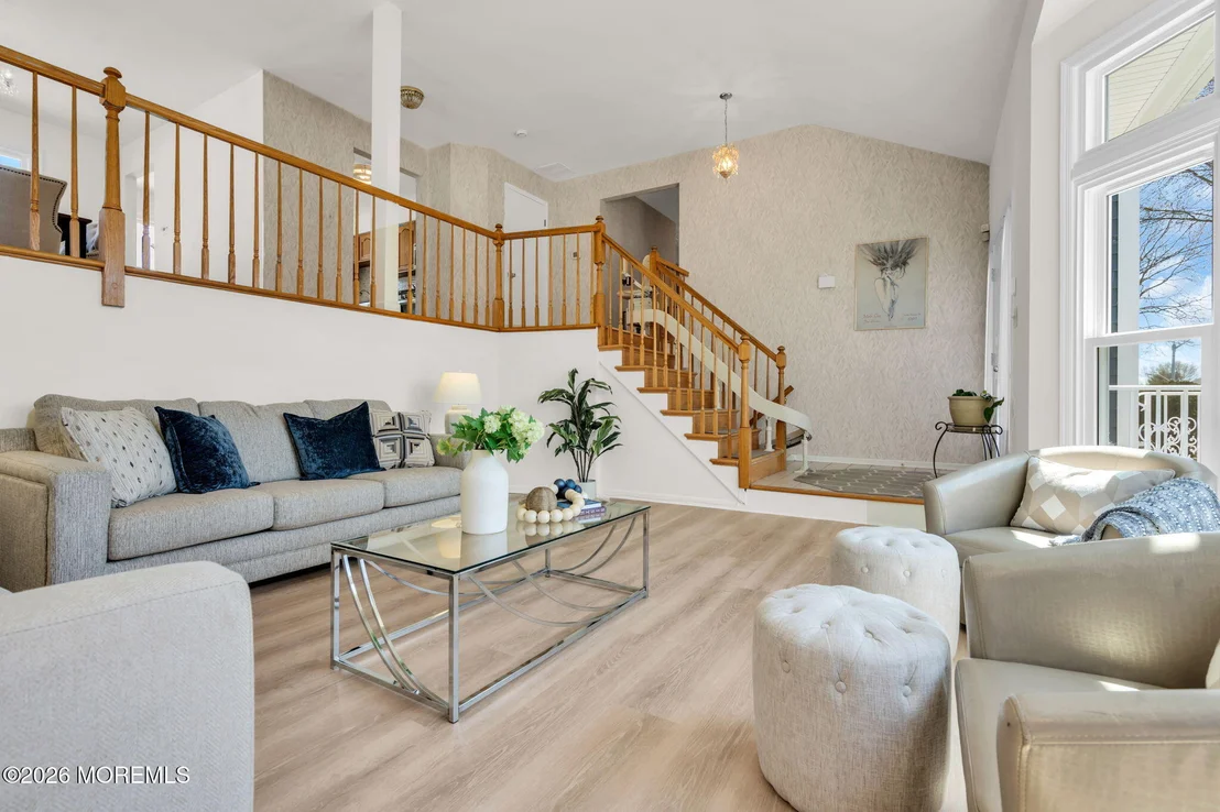 Photo of 522 Woolley Drive