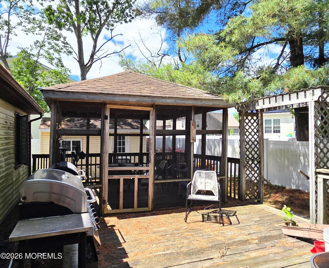 Photo of 1210 Taylor Lane