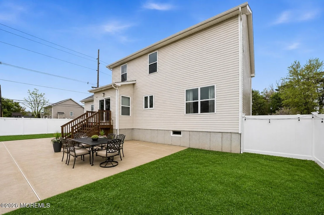 Photo of 1 Prairie Lane