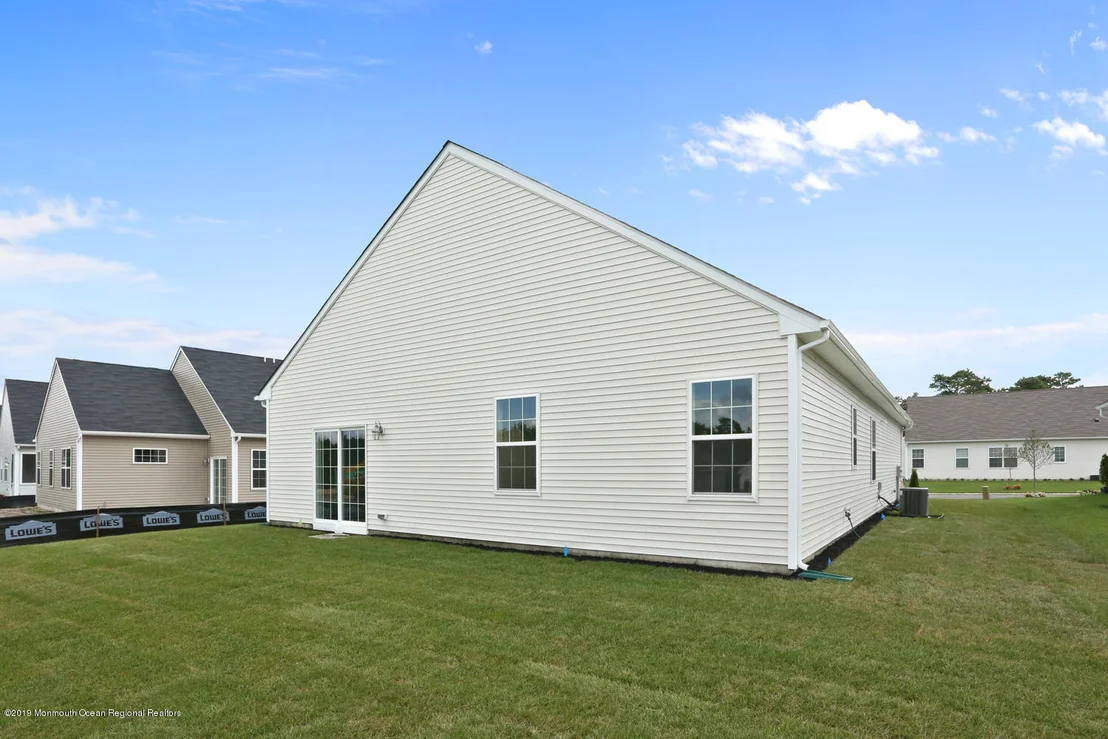 Photo of 77 Woodview Drive