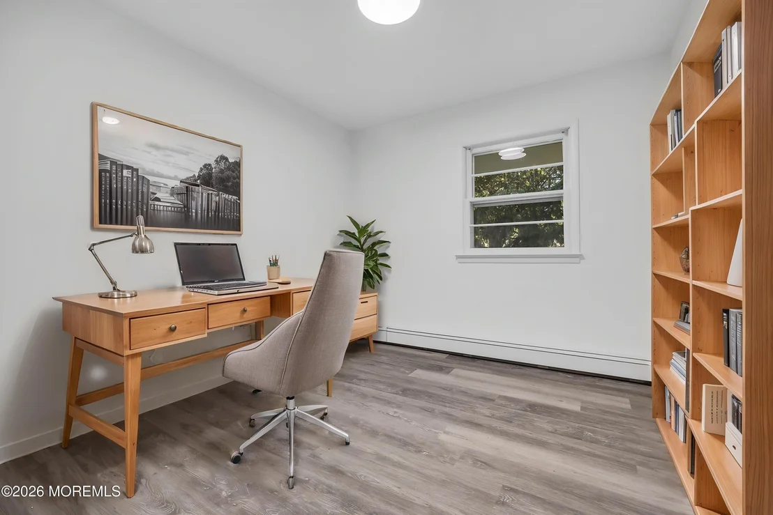Photo of 416 Oak Tree Road