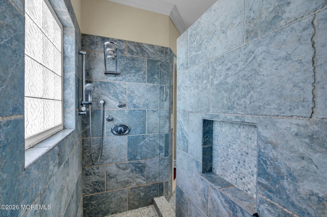 Photo of 342 Aldo Drive
