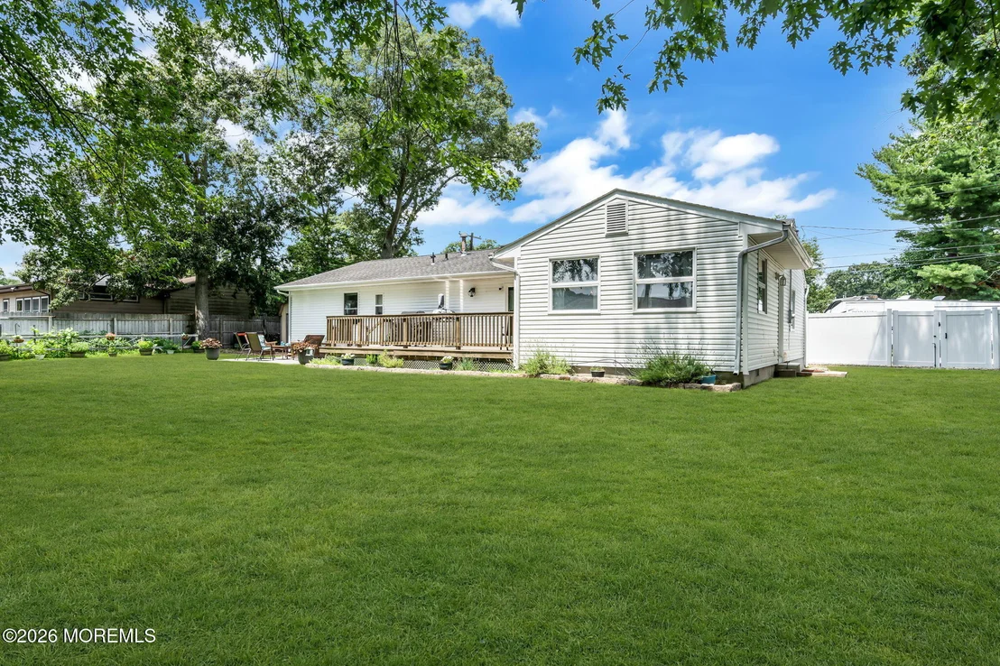 Photo of 417 Chestnut Drive