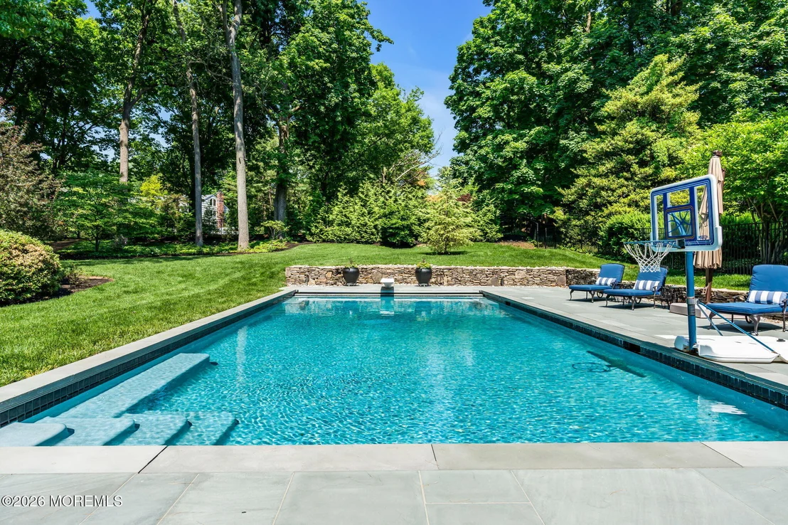 Photo of 15 Circle Drive