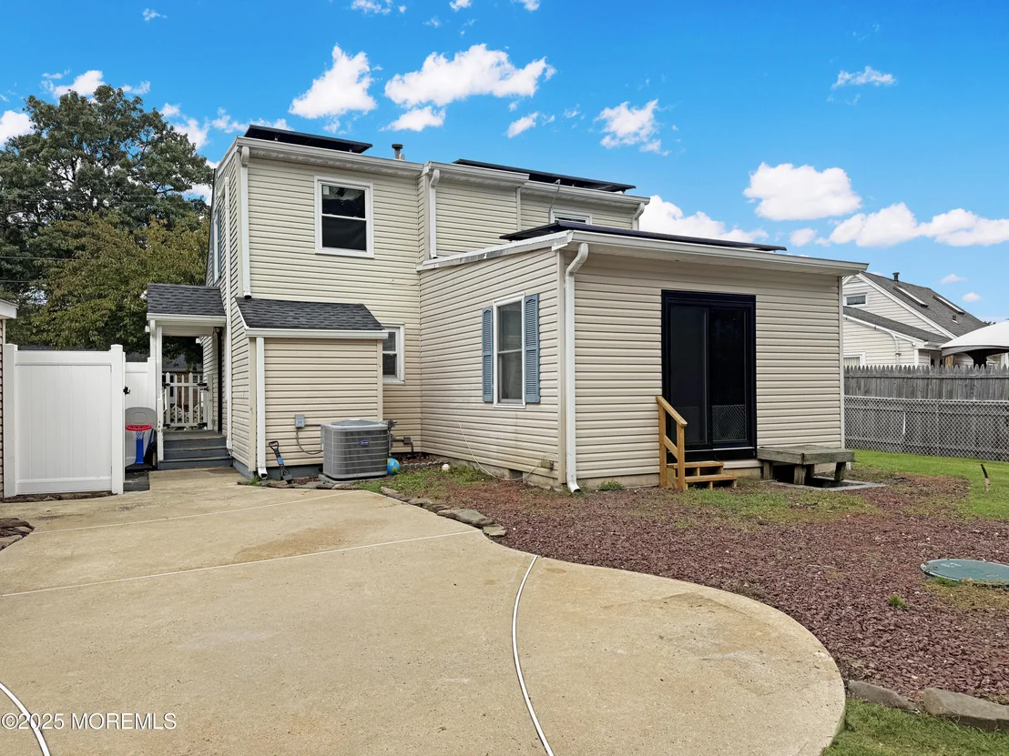 Photo of 224 Sunset Lane