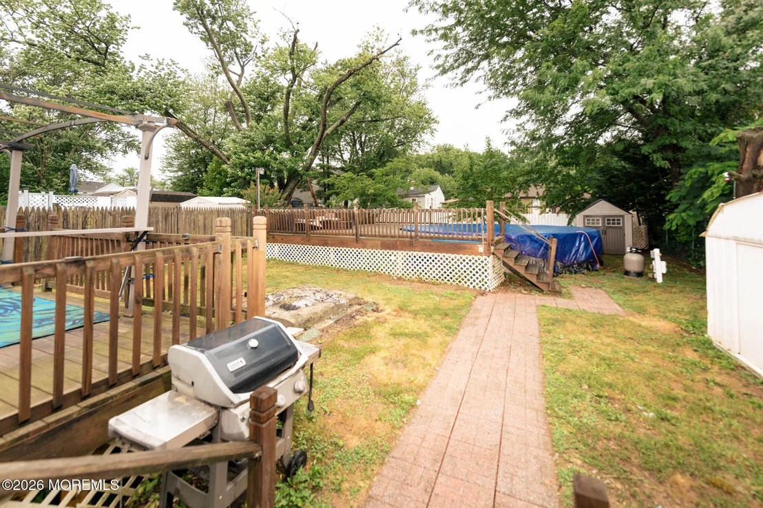 Photo of 302 Edgeview Road