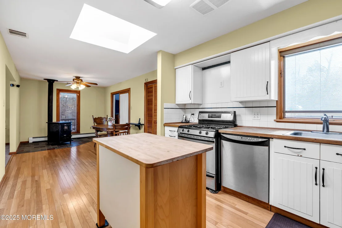 Photo of 2425 Lake Drive