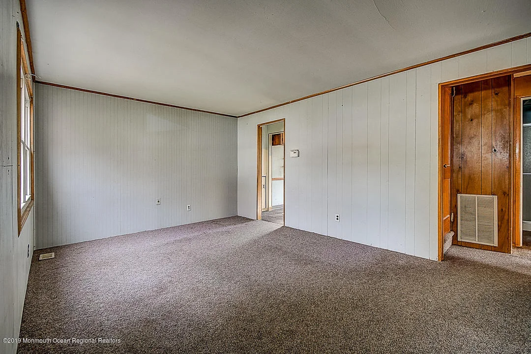 Photo of 329 Edgeview Road
