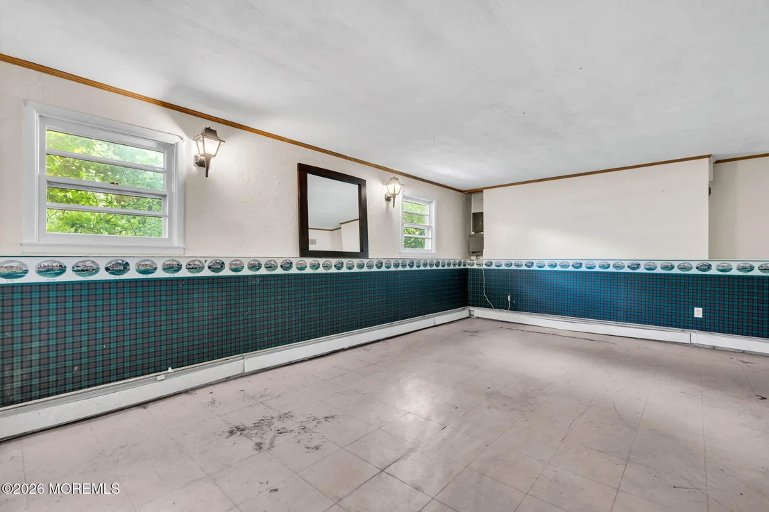 Photo of 114 Locust Avenue