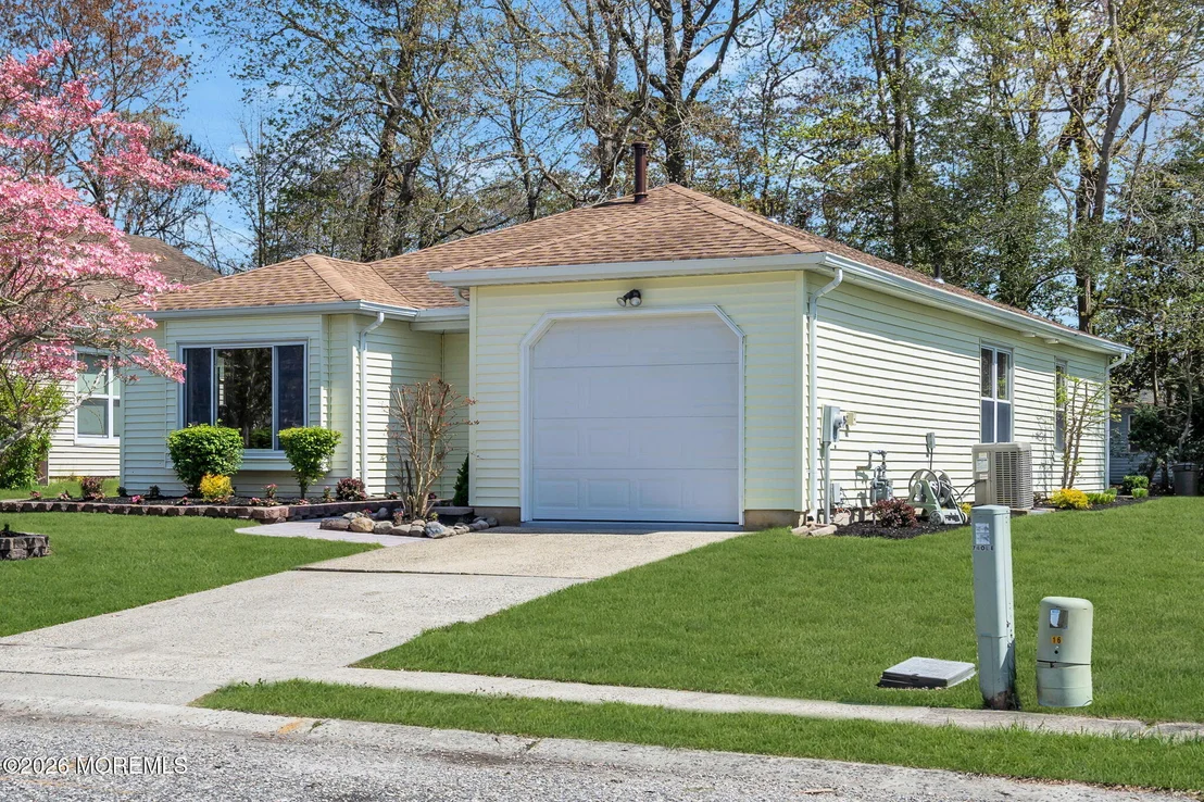 Photo of 219 Lantern Place