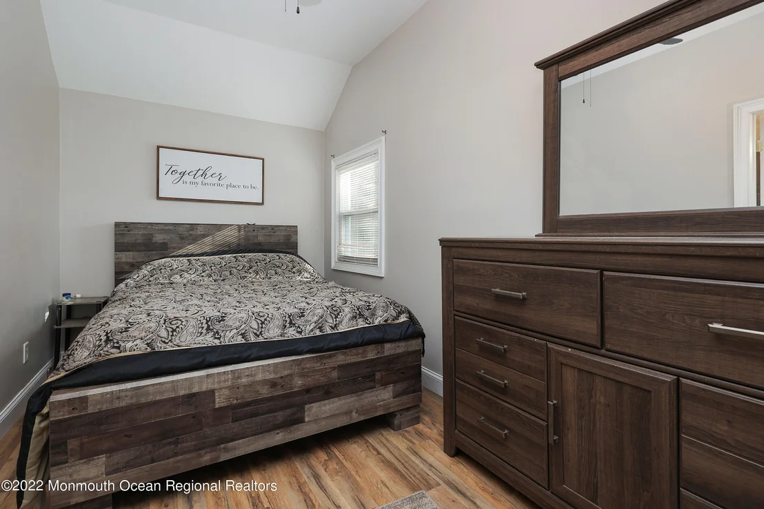 Photo of 33 Van Buren Avenue