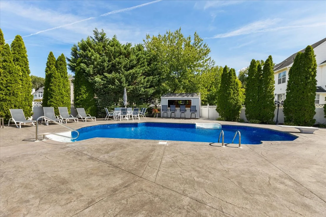 Photo of 67 Winding Brook Drive