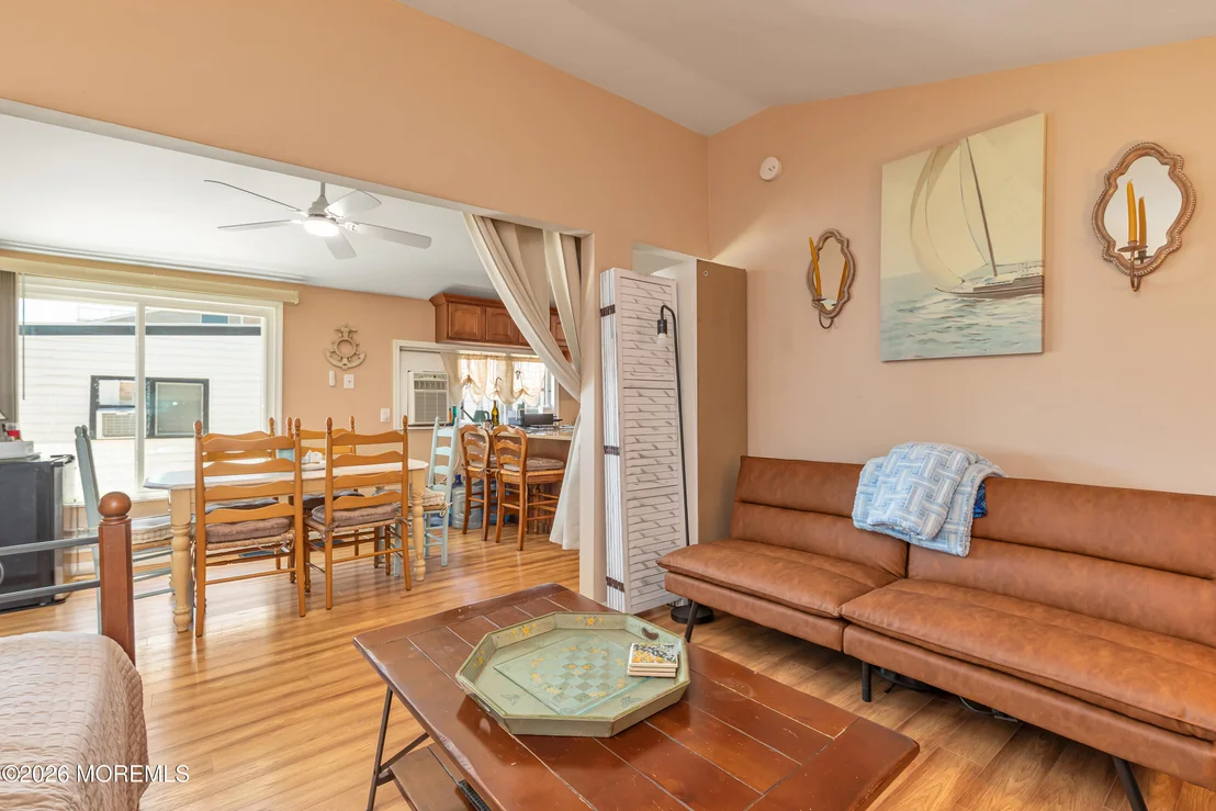 Photo of 16 Carroll Avenue