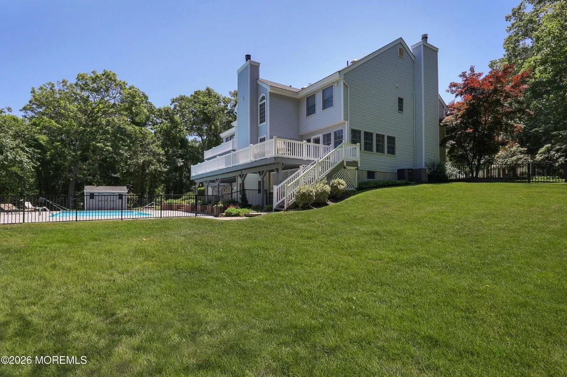 Photo of 1908 Shadowbrook Drive