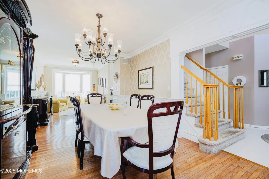 Photo of 19 Summerhill Avenue