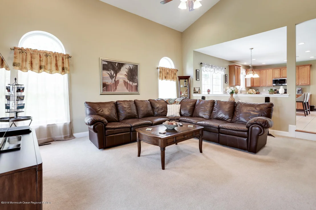 Photo of 122 Adams Way