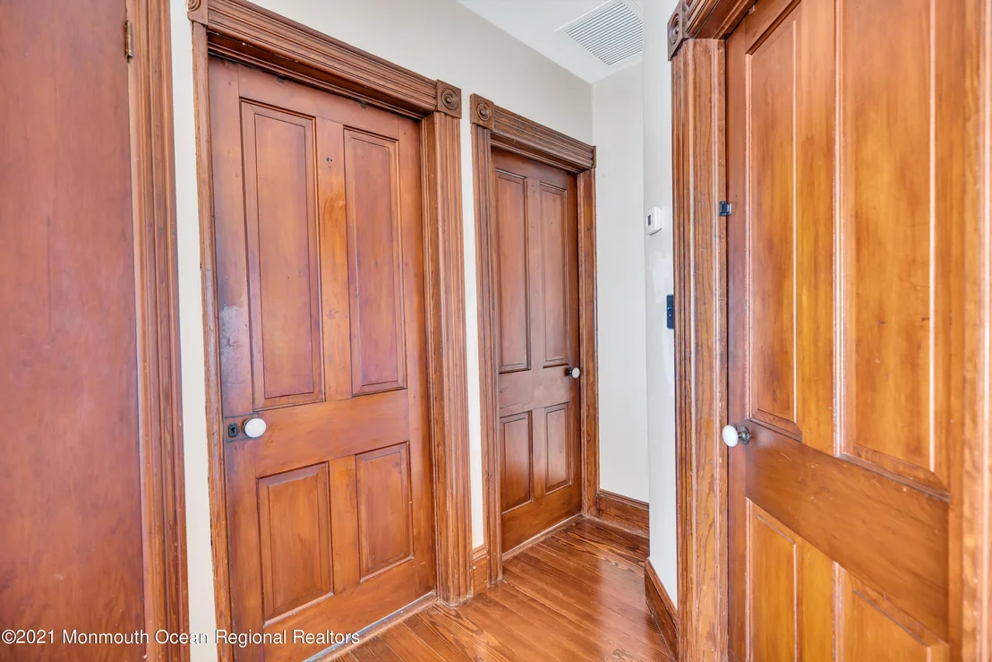 Photo of 32 Marcellus Avenue