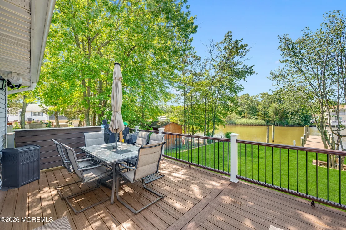 Photo of 741 Manor Drive