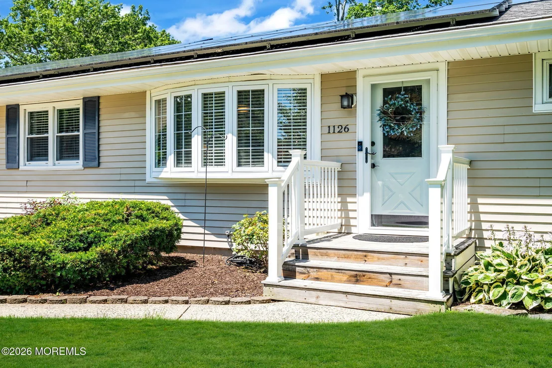 Photo of 1126 Overlook Drive